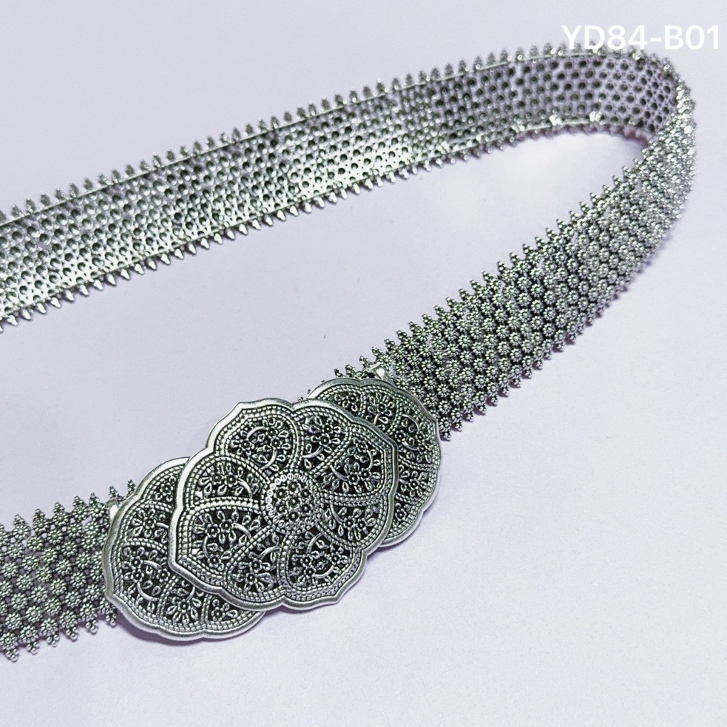 เข็มขัดชุดไทย ลวดลายดอกพิกุล สีเงินรมดำ ทนทาน ใช้คาดเอวรัดผ้าถุง