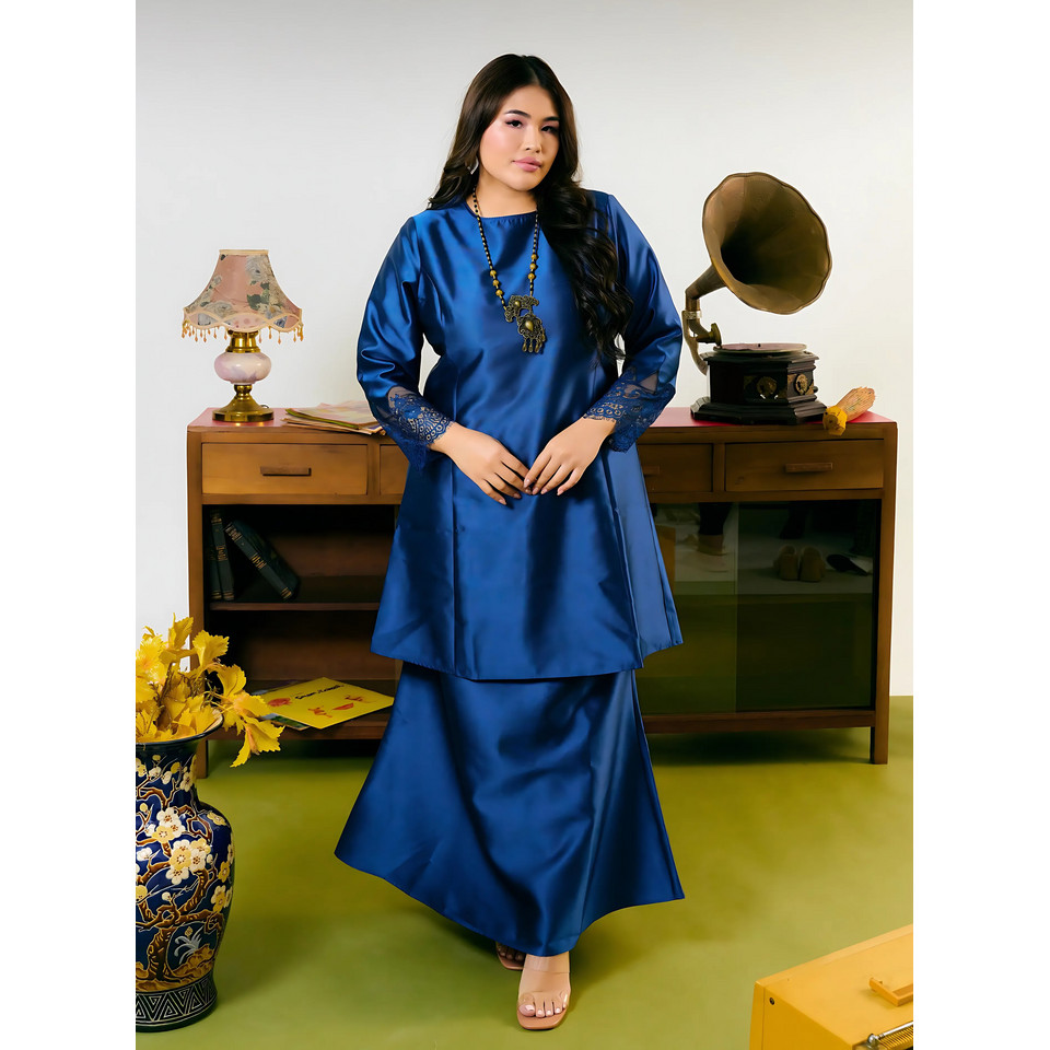 Tun Khaleeda Kurung - Midnight Blue
