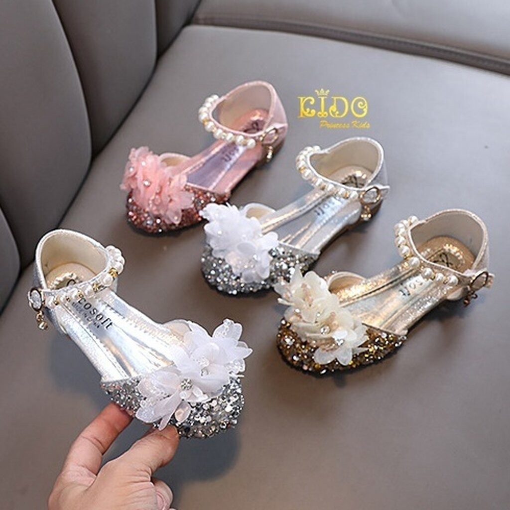 sรองเท้าเด็กออกงาน(หน้าร้านอยู่รัชดา ลองได้)H186 สีเงิน ทอง ชมพูเปิดข้างดอกไม้หน
