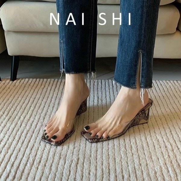 รองเท้าส้นเตารีดผู้หญิงไซส์ใหญ่ยางเหยียบ size35-42ใส