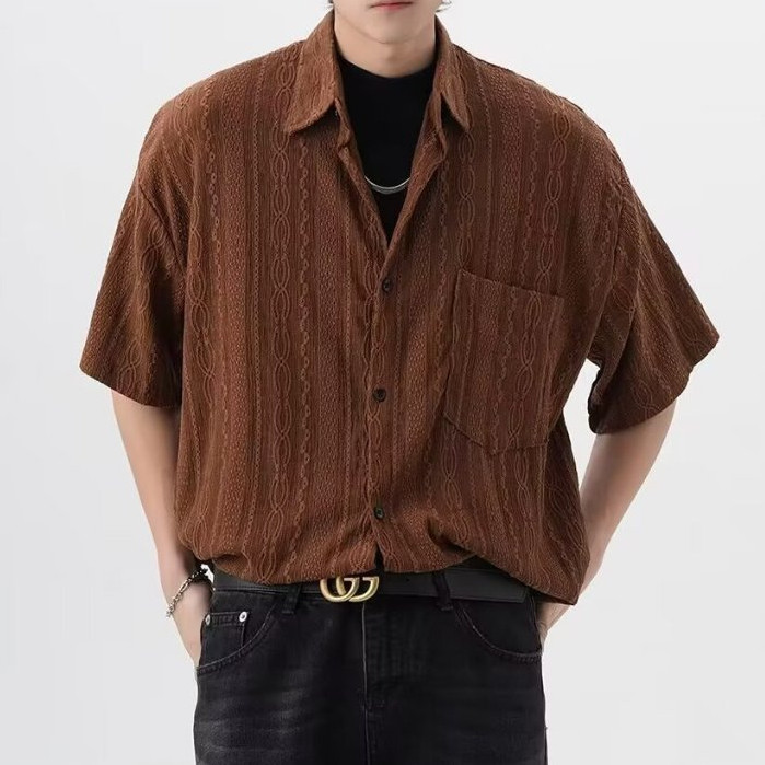 【จัดส่งที่รวดเร็ว】เสื้อเชิ้ตเกาหลี สไตล์ฮาวาย การออกแบบแกะสลักกลวง oversize เสื้อคู่ เสื้อนักศึกษาแข