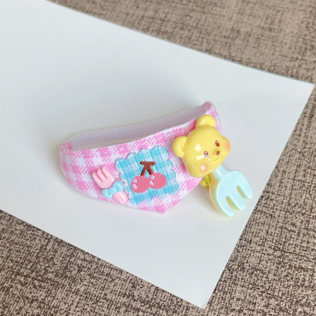 13 ซม.Self-Laughing Bearน่ารักน้ําลายผ้าเช็ดตัวเสื้อผ้าเด็กเอี๊ยม 10 ซม.ผ้าฝ้ายตุ๊กตาสามเหลี่ยมผ้าเช็ดตัวกระเป๋าน้ําลาย - รูปที่ 4