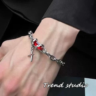 สร้อยข้อมือ Dark Cross คอลเลคชั่นสร้อยข้อมือแฟชั่น ผลิตจากสแตนเลส สามารถสวมใส่ได้ทั้งชายและหญิง