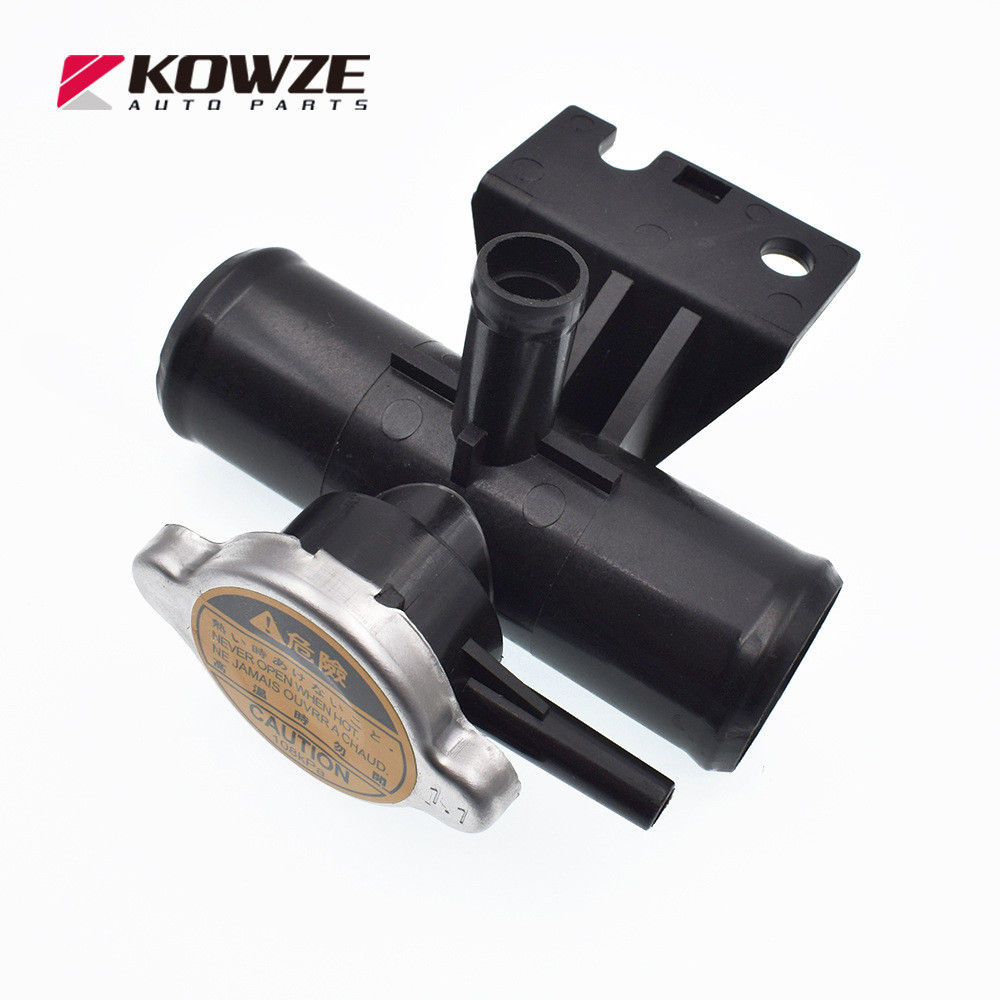 หม้อน้ํา Coolant Filler คอสําหรับ Mitsubishi Outlander CW4W CW5W CW6W Lancer ASX RVR Delica 1350A409