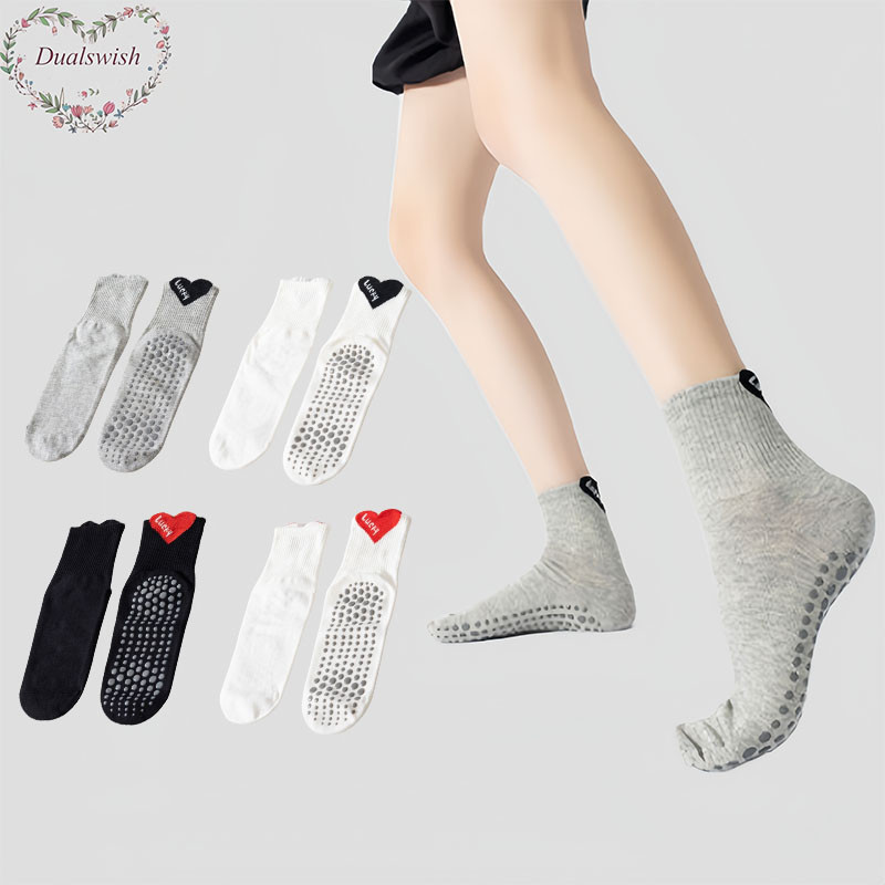 ถุงเท้าโยคะผ้าฝ้ายรูปหัวใจระบายอากาศดูดซับเหงื่อป้องกันการลื่นจับดีเต้นรํามืออาชีพโยคะพิลาทิสถุงเท้าบัลเล่ต์