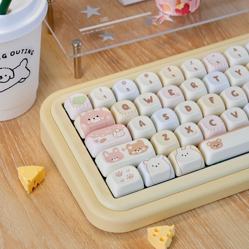 ครีมเค้ก Keycap ไทยภาษาอังกฤษ MOA โปรไฟล์ PBT วัสดุ DYE-SUB ชุด 130 คีย์สร้างสรรค์ส่วนบุคคลสําหรับ MX Switch Mechanical Keyborad 66/68/75/88/96/108