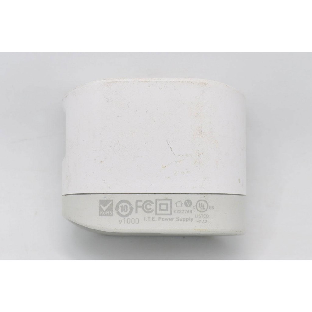 ปลั๊กหมุน Charger 5V2.1 A 10W USB Universal Tablet PC Charger F8Z630