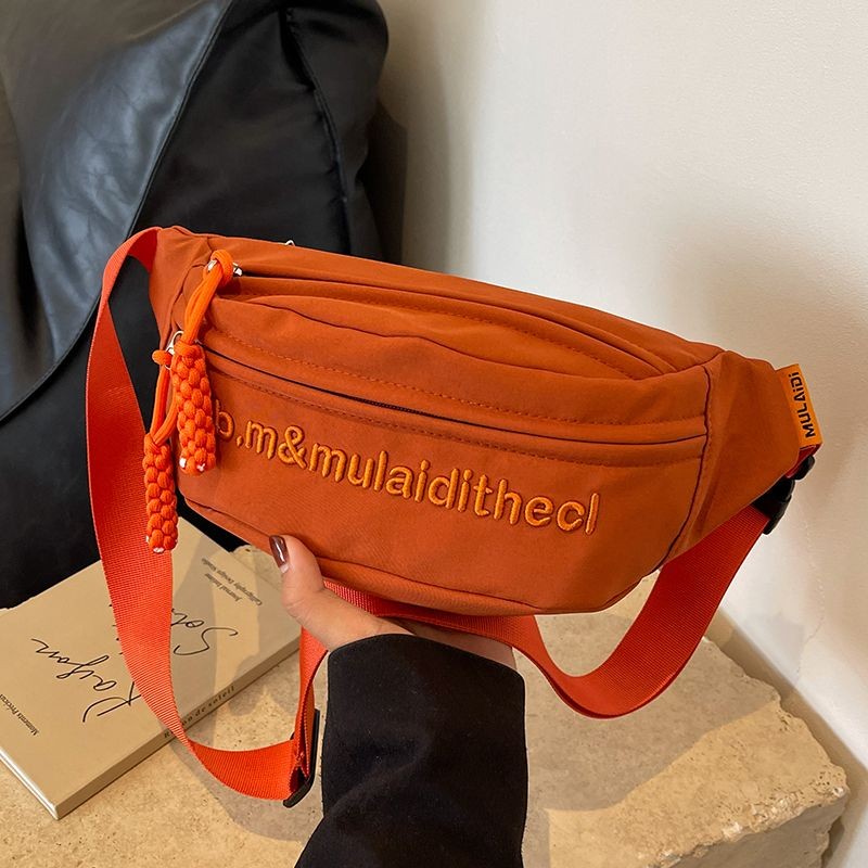 High-Endกระเป๋าหญิงกระเป๋า2025 สไตล์ใหม่Niche Design Messengerกระเป๋าInfluencerขายร้อนSuper Hot Insกระเป๋าหน้าอกเอวกระเป๋า