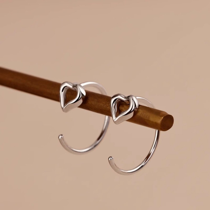 925 เงินหัวใจต่างหูผู้หญิงระดับไฮเอนด์ออกแบบเรียบง่ายสำหรับการขายส่งและของขวัญ - รูปที่ 7