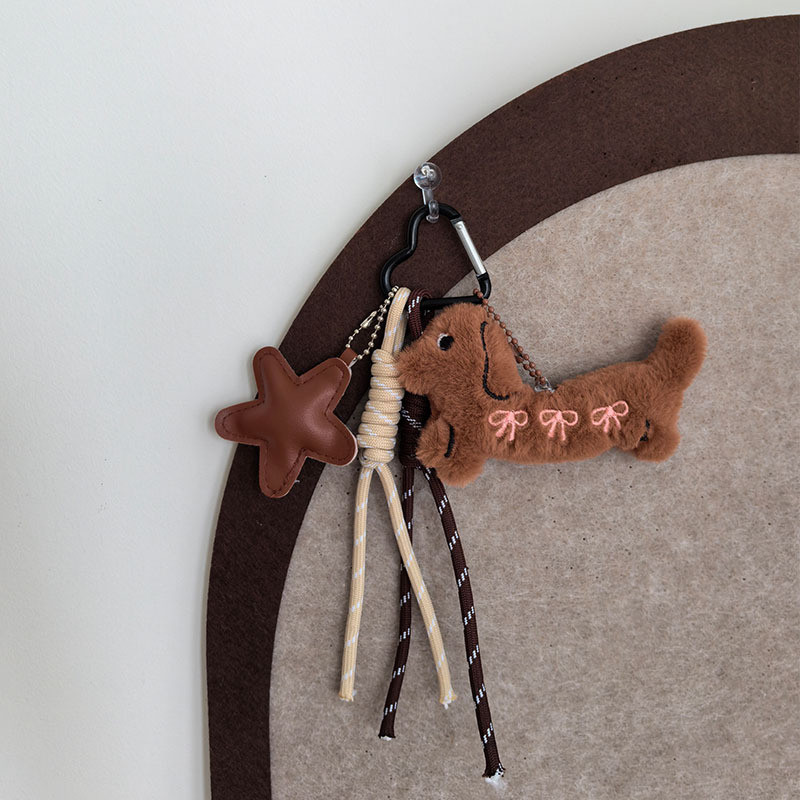 การ์ตูนดัชชุนปีนเขาหัวเข็มขัดจับคู่พวงกุญแจจี้สําหรับกระเป๋าสร้างสรรค์ส่วนบุคคลของขวัญ - รูปที่ 4