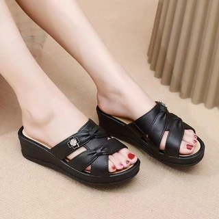 🍓EnJoy🍓พร้อมส่ง (LT-369) รองเท้าแตะแฟชั่นผู้หญิง ดีไซน์เก๋ เสริมส้นสูง น้ำหนักเบาพิเศษ ระบายอากาศได้ดี