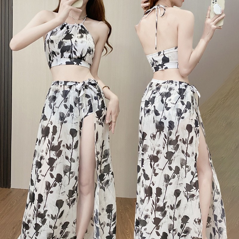 ✨beachgirl✨ลายดอกไม้ ชุดว่ายน้ำแฟชั่น ชุดว่ายน้ํากระโปรง ชุด 3 ชิ้น สไตล์เซ็กซี่ summer สไตล์เกาหลี ส่งไวจากไทย - รูปที่ 2