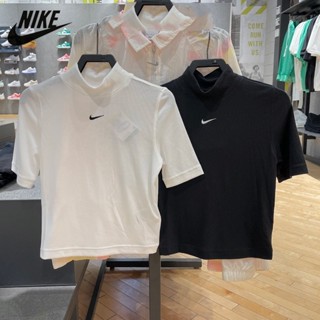 Nike เสื้อยืดแขนสั้น ปักลายโลโก้ ของแท้ 100% สําหรับผู้หญิง DV7959