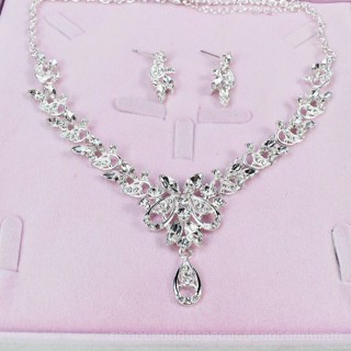 [0511]HG New Vintage Bridal Necklace Two-Piece Earrings Set Alloy Rhinestone-Encrusted Necklace Earrings Photo Studio Wedding Formal Dress Accessories LNXX