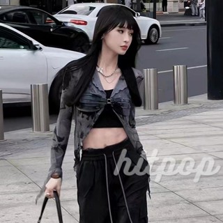 Hitpop- เสื้อครอปท็อปแขนยาว คอปก ผ้าตาข่ายโปร่ง พิมพ์ลายมัดย้อม ทรงสลิมฟิต แต่งหัวเข็มขัดด้านหน้า สําหรับผู้หญิง