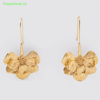 Peacellow ต่างหูโลหะ ห้อยจี้รูปดอกไม้ สีทอง เรียบง่าย แฟชั่นสําหรับผู้หญิง