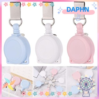 Daphs 1 ชิ้น ที่ใส่ป้ายแฟชั่น พับเก็บได้ ป้องกันการสูญหาย พวงกุญแจคลิป