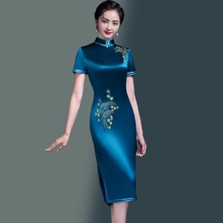 ชุดเดรส ปักลาย สีเขียว สําหรับแม่ และเด็ก 23.8.19