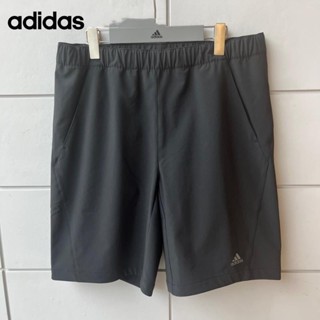 Adidas ของแท้ 100% กางเกงขาสั้นลําลอง ระบายอากาศ น้ําหนักเบา ใส่สบาย สําหรับผู้ชาย IU1266