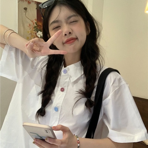 NZN เกาหลีสุภาพสตรีตัดด้านบนวินเทจสายรุ้งปุ่มเสื้อผู้หญิงหลวมแขนสั้นเสื้อ