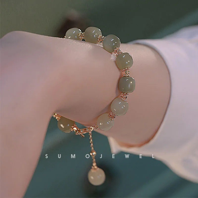 สร้อยข้อมือ กําไลข้อมือ หินหยกเทียม นําโชค สีทอง ใบถั่วลิสง สีเขียว สไตล์วินเทจ หรูหรา สองชั้น เครื่องประดับ สําหรับผู้หญิง