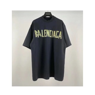 Balenciaga ใหม่ เสื้อยืดแขนสั้น พิมพ์ลายโลโก้เทปสีเหลือง สําหรับผู้ชาย และผู้หญิง