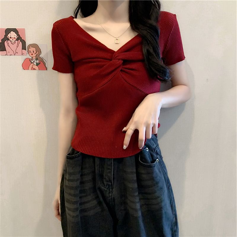 สไตล์ใหม่คอวีความรู้สึกของการออกแบบเสื้อถักแขนสั้นผู้หญิง