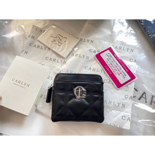 C A R L Y N Cube Wallet กระเป๋าสตางค์คาลิน พร้อมอุปกรณ์ครบชุด