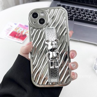 เคสโทรศัพท์มือถือหนัง TPU นิ่ม ชุบไฟฟ้า ลายหมีโหด พร้อมสายคล้องข้อมือ สีเงิน สําหรับ Iphone 15 14 12 13 11 Pro Max 14plus