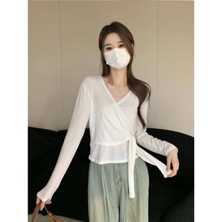 เสื้อยืดแขนยาว คอวี แบบผูกเชือก แฟชั่นฤดูร้อน 2023