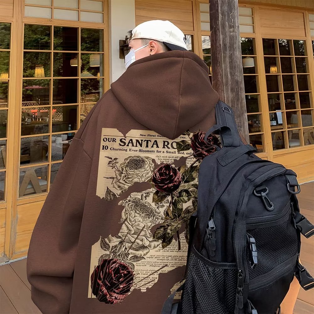 เสื้อกันหนาว คอกลม ผ้าฝ้าย และผ้ากํามะหยี่ แบบหนา ขนาดใหญ่ พิมพ์ลายดอกกุหลาบ สไตล์ญี่ปุ่น แฟชั่นฤดูใบไม้ร่วง สําหรับผู้ชาย และผู้หญิง ไซซ์ M - 5XL