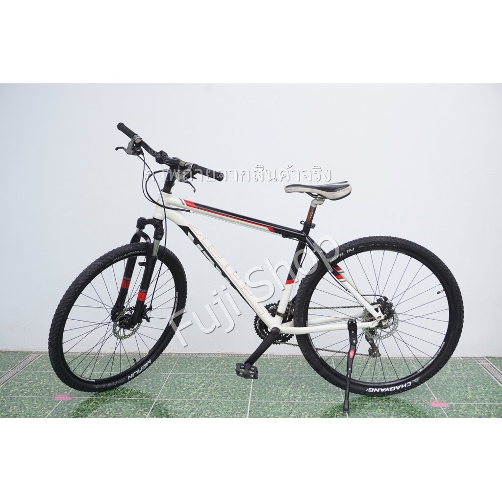 จักรยานเสือภูเขาญี่ปุ่น - ล้อ 29 นิ้ว - มีเกียร์ - อลูมิเนียม - มีโช๊ค - Disc Brake - TREK 8.3 DS - สีขาว [จักรยานมือ...