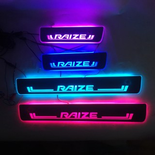 แผ่นกันรอยประตูรถยนต์ led สําหรับ Toyota RAIZE