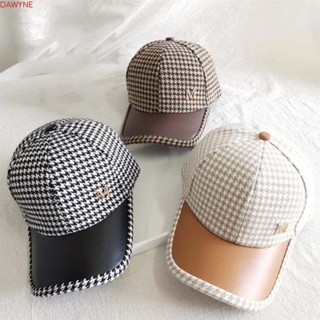 Dwayne Houndstooth หมวกเบสบอล แต่งหัวเข็มขัดโลหะ สีดํา ปรับได้ สีกากี สไตล์เกาหลี เรโทร เรียบง่าย สําหรับผู้หญิง ผู้ชาย