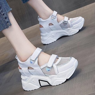 HWSHOES🌸👟 ผู้หญิงรองเท้าแตะเป่าโถว  ใหม่ wisp wisp ผู้หญิงรองเท้าสีขาวน้อย ผู้หญิงรองเท้ามัฟฟินโรมันสูงสบาย ๆ
