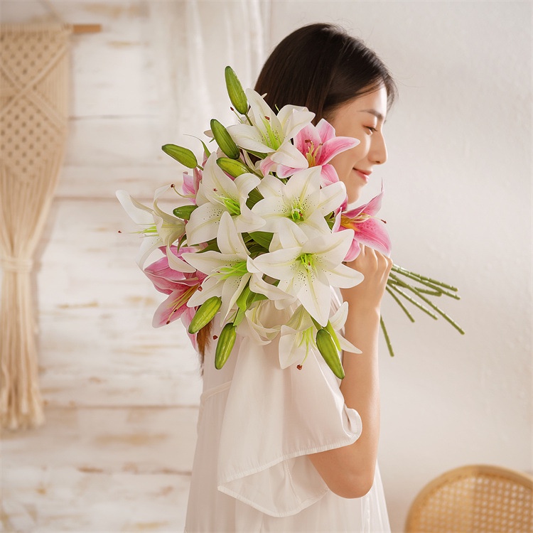 ช่อดอกลิลลี่ปลอม 3 ดอก ดอกไม้ปลอม ช่อดอกไม้ สําหรับตกแต่งบ้าน