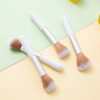 แปรงแต่งหน้า 1ชิ้น ขนาดเล็ก นุ่มมาก ปัดแก้ม แปรงแต่งหน้าพกพา แปรงปัดแป้ง Makeup Brush