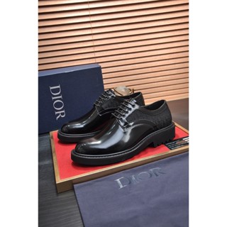 Original spot/Dior/Mens Classic Four Seasons รองเท้าลําลอง สําหรับผู้ชาย