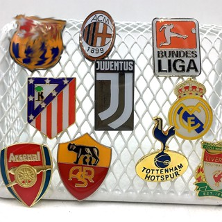 Football Metal Brooch Badge Soccer Memorial Pins OMSO