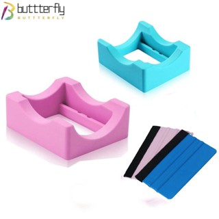 Buttterfly แท่นวางแก้วน้ํา ซิลิโคน กันลื่น พร้อมช่องใส่แก้วน้ําในตัว สีฟ้า และสีชมพู สําหรับทํางานฝีมือ 2 ชิ้น