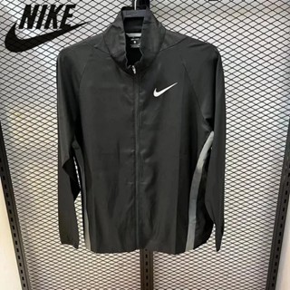 Nike เสื้อแจ็กเก็ตลําลอง ของแท้ 100% กันลม แห้งเร็ว เหมาะกับการวิ่ง เล่นกีฬา แฟชั่นสําหรับผู้ชาย 928011