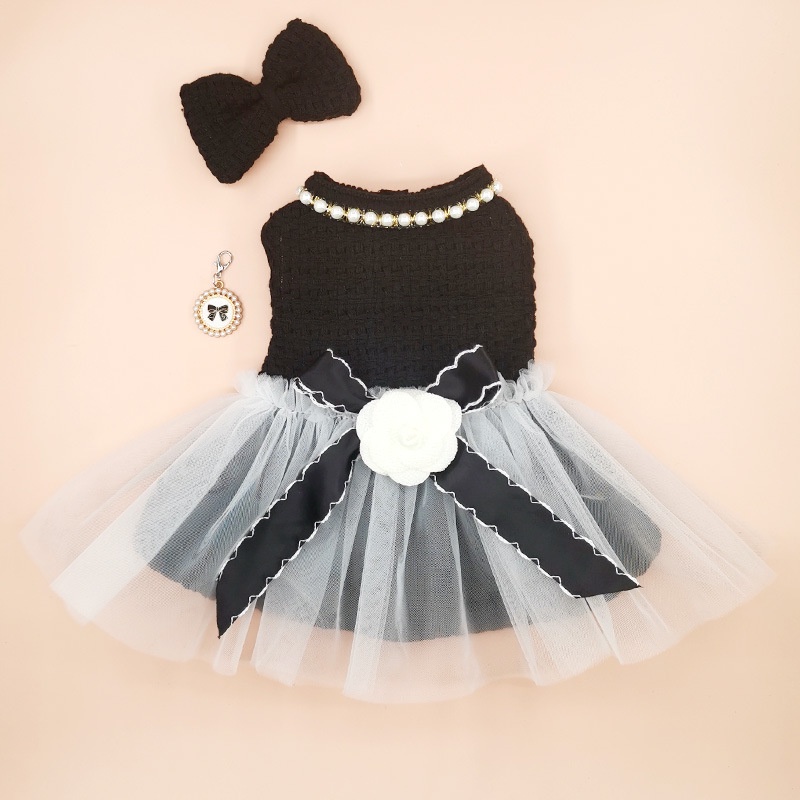 ชุดเดรสกระโปรง ผ้าตาข่าย ประดับโบว์ และไข่มุก ลายดอกไม้ แฟชั่นสําหรับสัตว์เลี้ยง สุนัข แมว