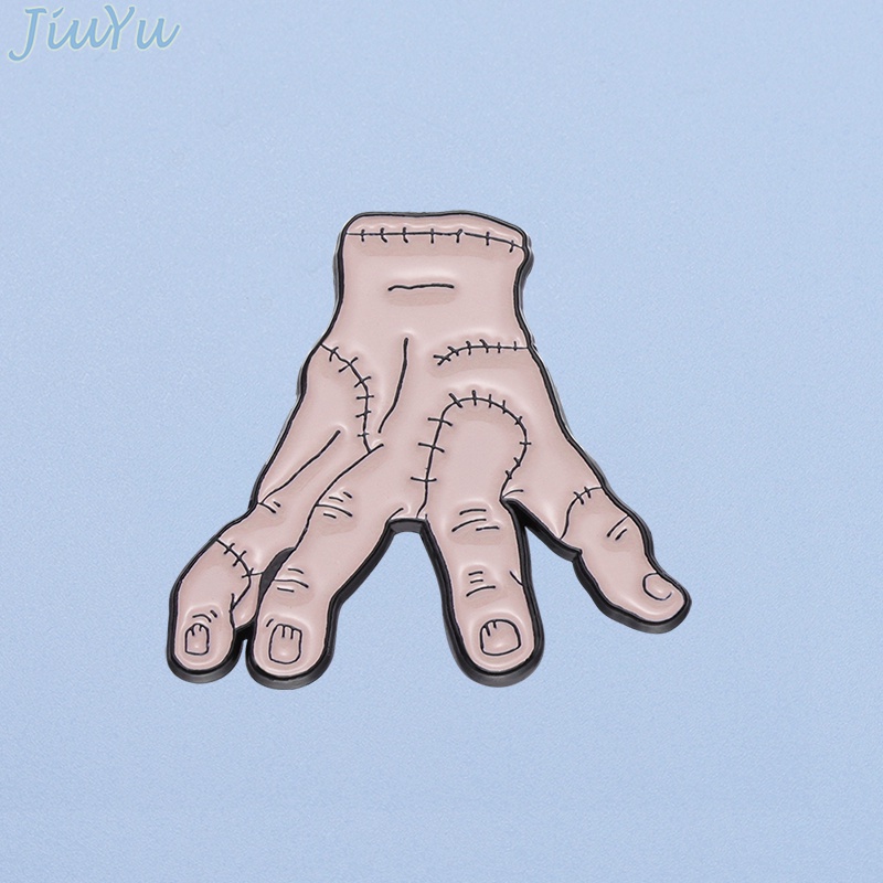 เข็มกลัด รูปการ์ตูนภาพยนตร์ Adams 'Enamel Brooches Wednesday Palm Pin Badges เครื่องประดับ สําหรับเพื่อน แฟนคลับ
