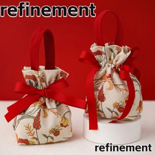 Refinement กระเป๋าผ้าใบหูรูด เพ้นท์มือ ลายดอกไม้ แบบพกพา สําหรับใส่ขนมหวาน งานหมั้น