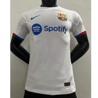 ผู้เล่น Barcelona 23-24 คน