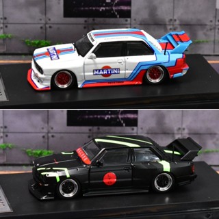 Street Weapon 1: 64 BMW LTO E30 Martini ของเล่นสําหรับเด็ก  โมเดลรถยนต์