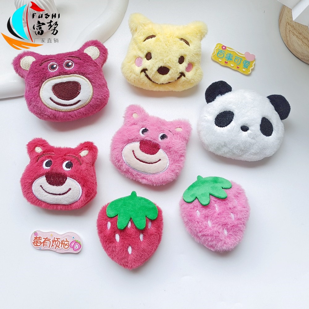 ตุ๊กตาและเข็มกลัดน่ารักแบบการ์ตูน ลายแพนด้า สตรอเบอร์รี่ และวินนี่เดอะพูห์ เหมาะสำหรับตกแต่งกระเป๋า รองเท้าและอุปกรณ์เสริม