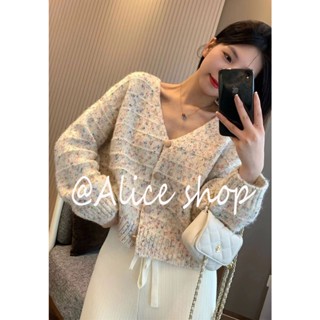 Alice  เสื้อแฟชั่นผู้หญิง เสื้อแขนยาว คลุม ไหมพรม ครอปเสื้อแขนยาว  fashion Trendy Beautiful Stylish A91K5T9 36Z230909