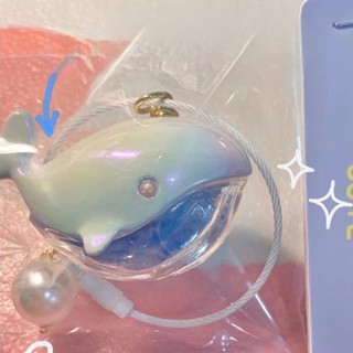 Whale pendant key chain schoolbag pendant aquarium couple model memorial cheap niche senior