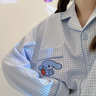 ใหม่ ชุดนอน เสื้อคาร์ดิแกน แขนยาว คอปก ทรงหลวม ลายการ์ตูนอนิเมะ Cinnamoroll Girl BFF Kawaii ใส่ด้านนอกได้ เหมาะกับฤดูใบไม้ร่วง สําหรับผู้หญิง [RAIN]